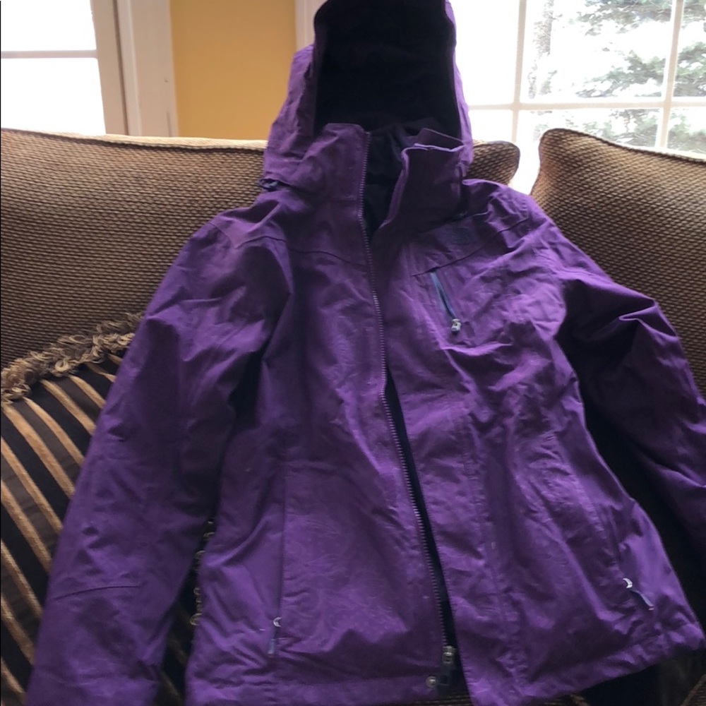North Face winter coat- lowered price! ❄️❄️❄️